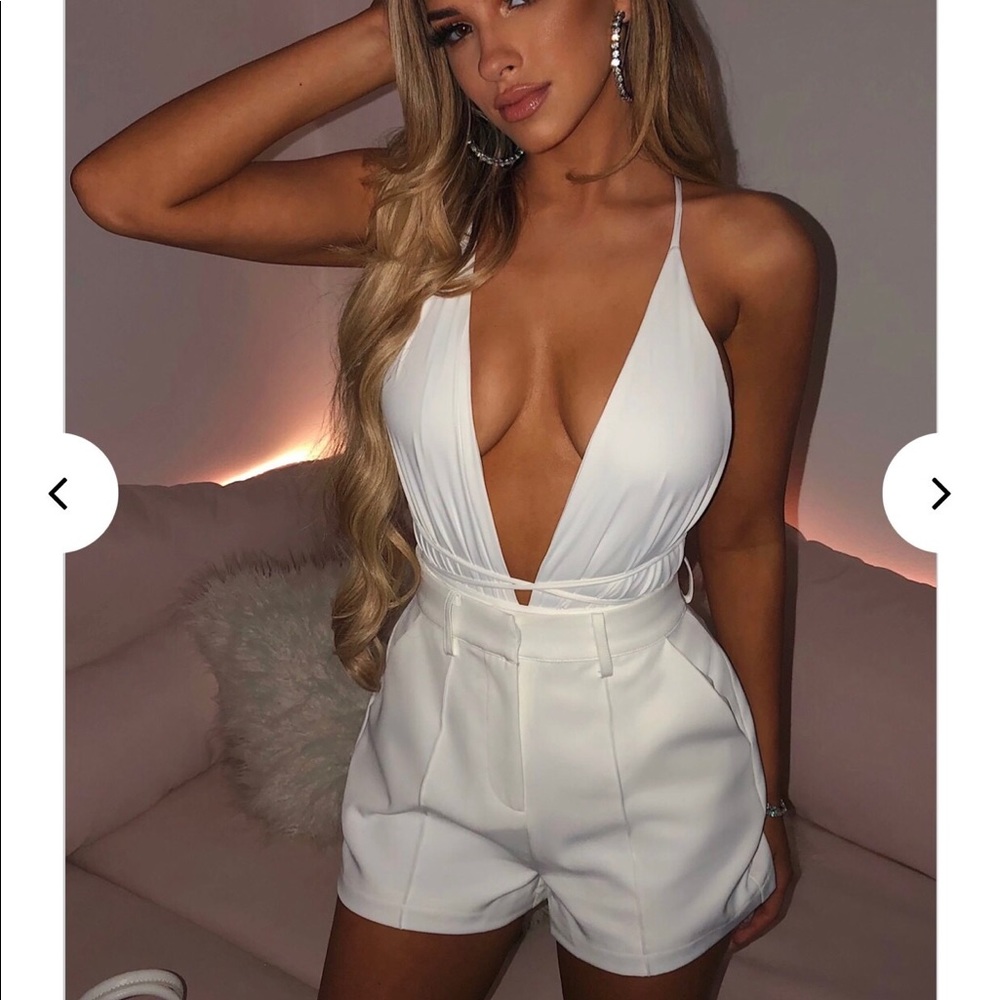Shorts white